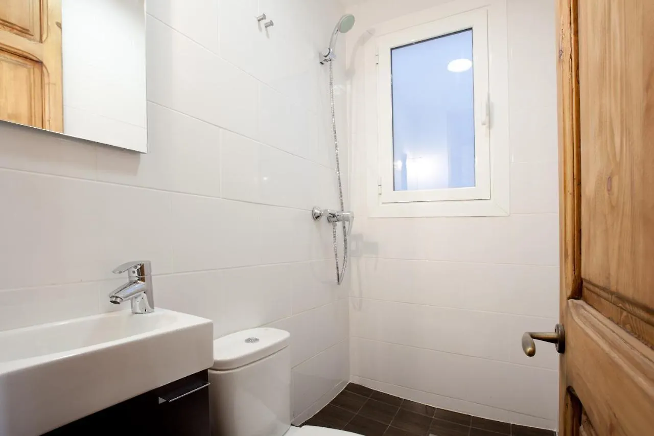 Comfortable Family Apartment With Balcony Barcelona