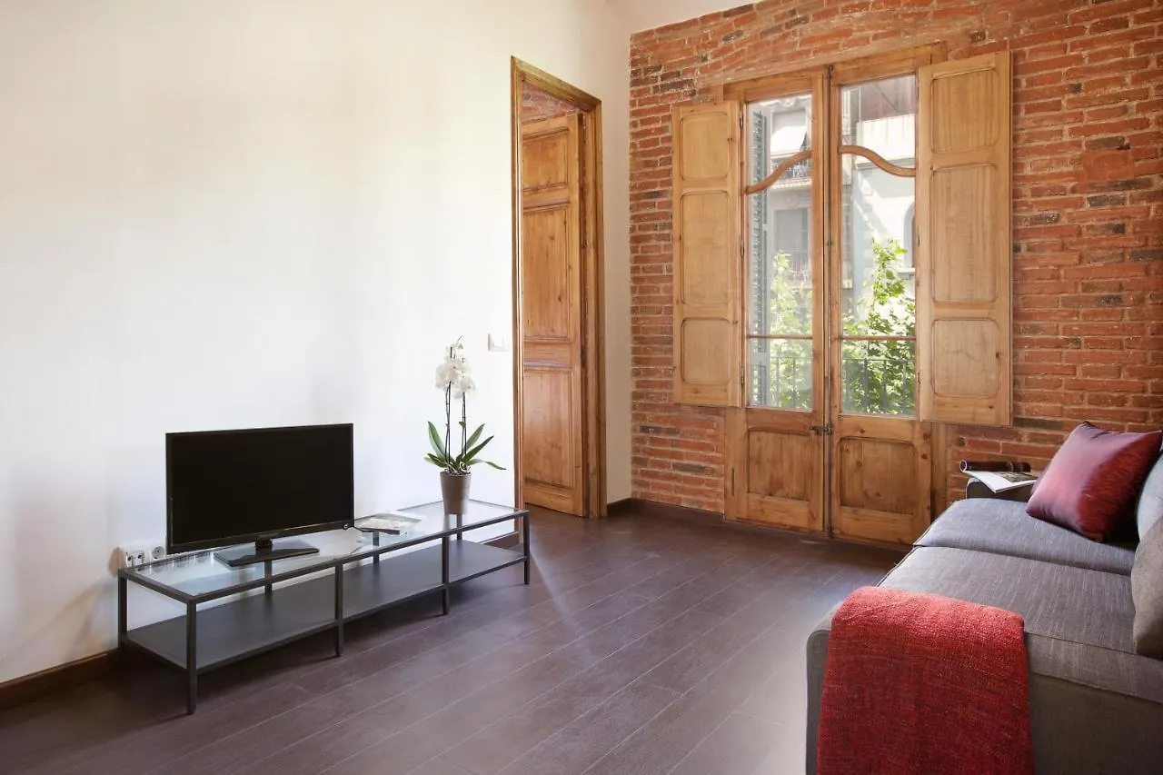 Comfortable Family Apartment With Balcony Barcelona Spain